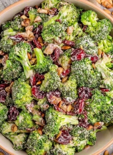 Delicious and fresh keto-friendly broccoli salad served in a bowl